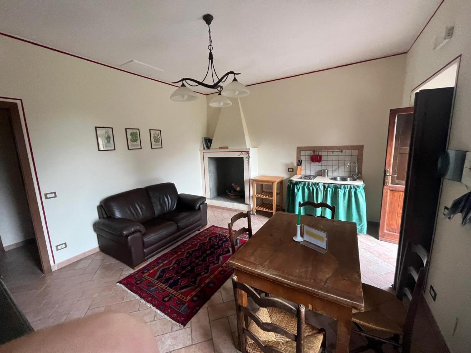 Monte Compatri Agriturismo Pantano Borghese מראה חיצוני תמונה
