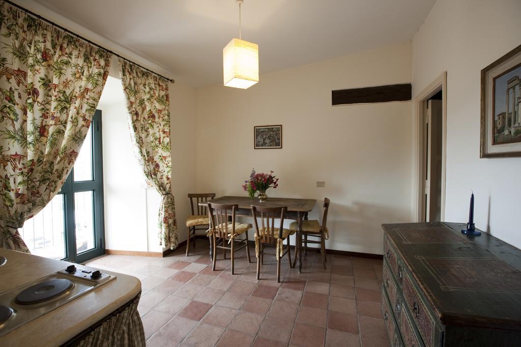 Monte Compatri Agriturismo Pantano Borghese חדר תמונה
