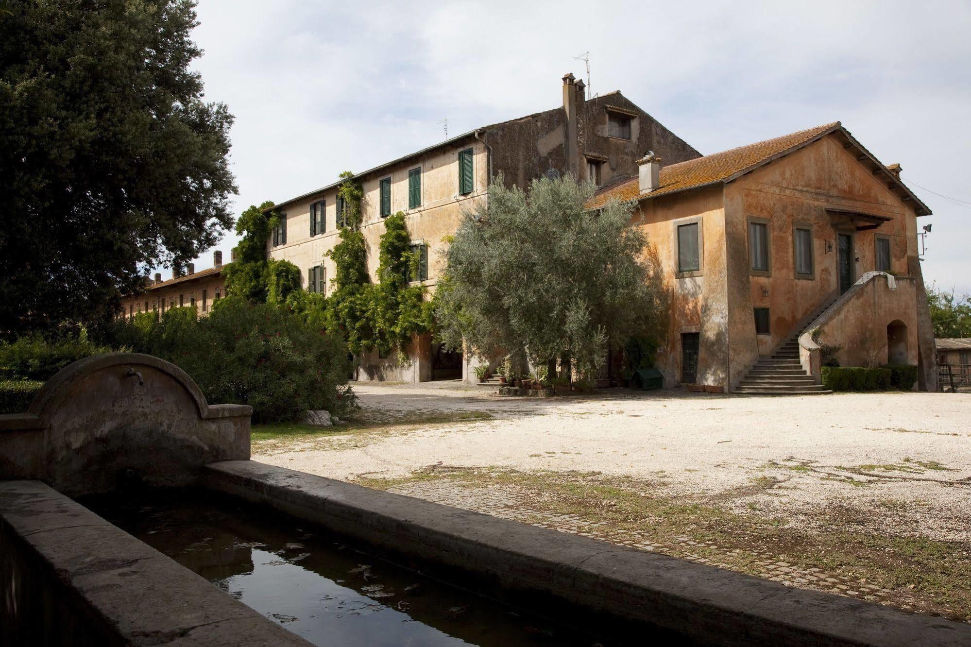 Monte Compatri Agriturismo Pantano Borghese מראה חיצוני תמונה