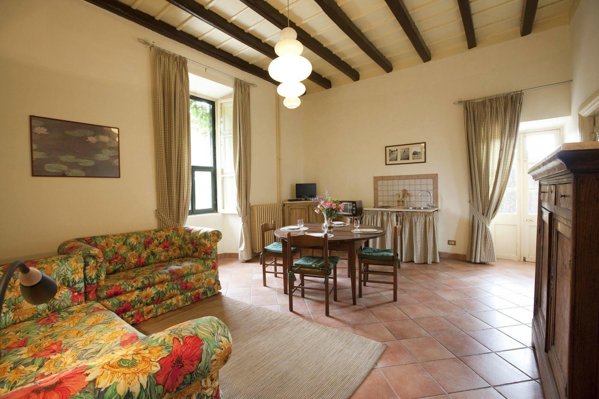 Monte Compatri Agriturismo Pantano Borghese מראה חיצוני תמונה