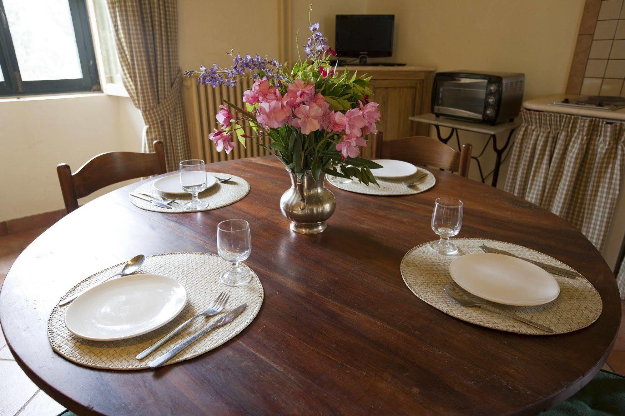 Monte Compatri Agriturismo Pantano Borghese מראה חיצוני תמונה
